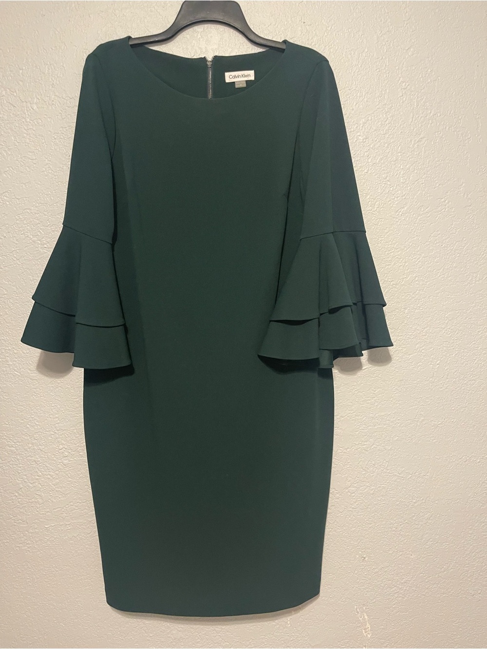 Calvin Klein Deep Green Tiered Ruffle Sleeve Sheath Dress